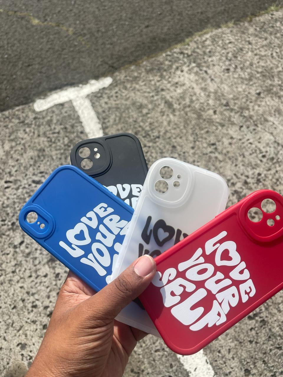 Coque Iphone "Love Yourself" - Bleu